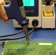شکل یک قلع کش برقی دارای مکنده قوی برای جمع کردن قلع,professional soldering,smd,bga